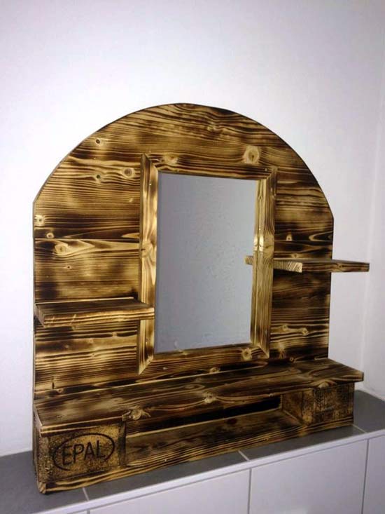 Зеркало для ванной из паллетов